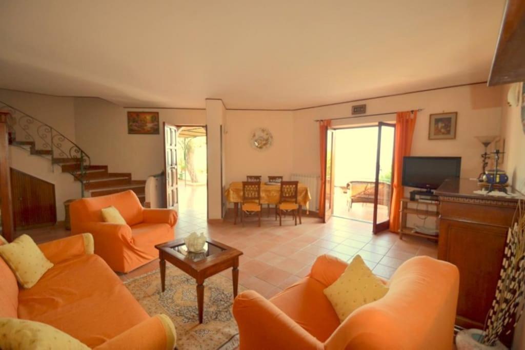 Villa Panorama มัสซาลูเบรนเซ ภายนอก รูปภาพ